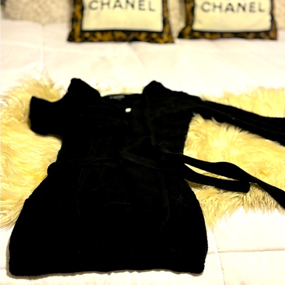 Half Sleeve Sweater, size small! - Picture 4 of 7